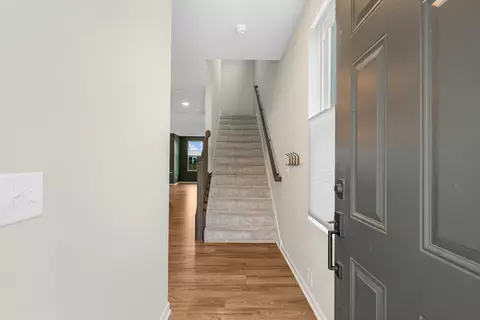 Entry Way - 2585 Paddock Path, Shakopee, MN 55379 photo 1 of 3