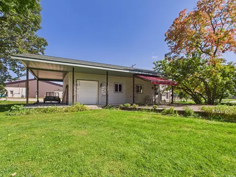 Exterior - 201 Cherry St, Lowry, MN 56349 photo 10 of 13