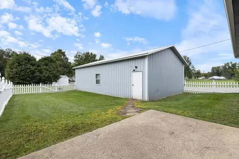 210 N Division St, Hendricks, MN 56136 photo 41