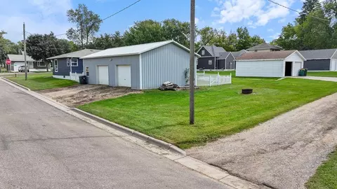 210 N Division St, Hendricks, MN 56136 photo 10