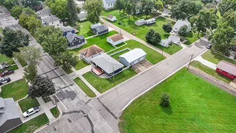 210 N Division St, Hendricks, MN 56136 photo 12