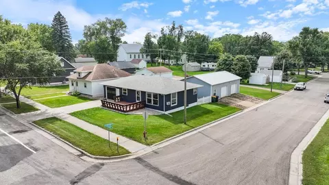 210 N Division St, Hendricks, MN 56136 photo 2