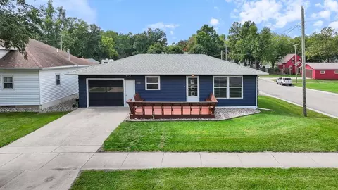 210 N Division St, Hendricks, MN 56136 photo 4