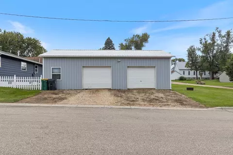210 N Division St, Hendricks, MN 56136 photo 9