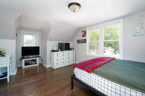 Bedroom - 202 Silver St E, Mapleton, MN 56065 photo 3 of 4