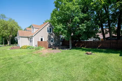 Exterior - 202 Silver St E, Mapleton, MN 56065 photo 4 of 6