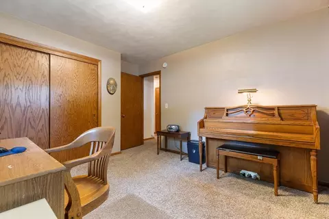 705 S 4th St, Marshall, MN 56258 photo 19
