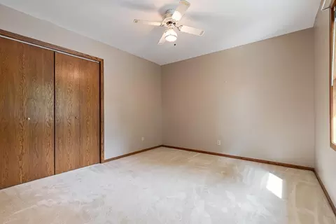 705 S 4th St, Marshall, MN 56258 photo 25