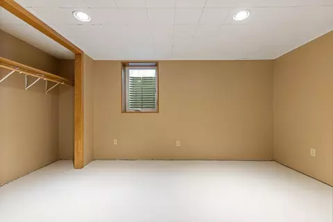 705 S 4th St, Marshall, MN 56258 photo 35