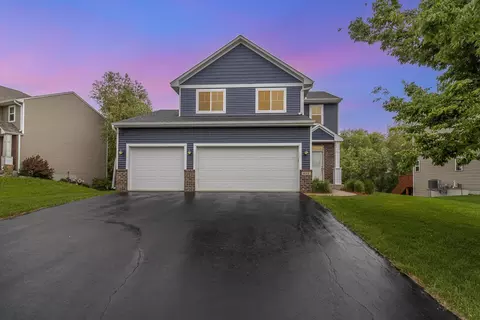 657 Golden Oak St NE, Lonsdale, MN 55046