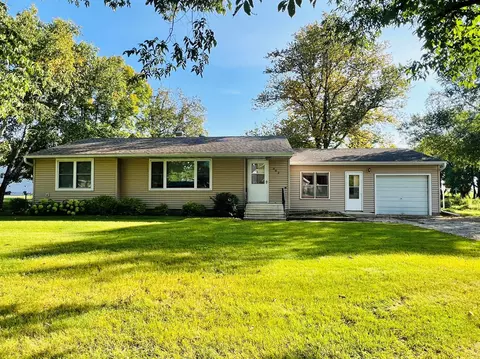 302 Lois Ave S, Herman, MN 56248