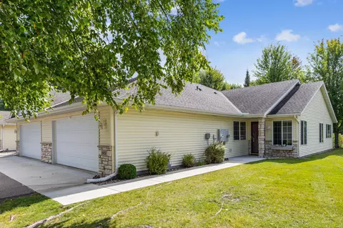 5657 Lambert Ave NE, Albertville, MN 55301