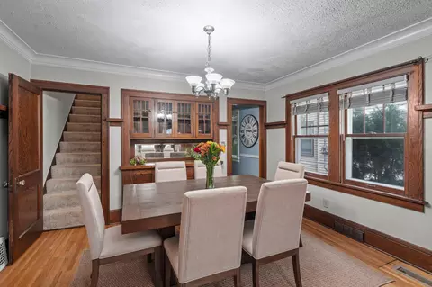 1263 Charles Ave, Saint Paul, MN 55104