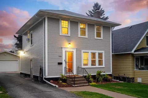 918 N 10th Ave E, Duluth, MN 55805