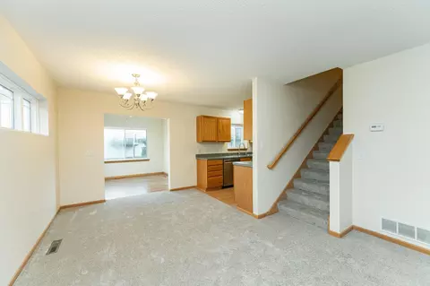 5095 Foxfield Dr NW, Rochester, MN 55901