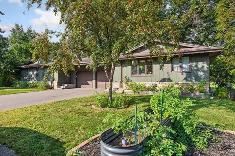 5841 Winnetka Ave N, New Hope, MN 55428