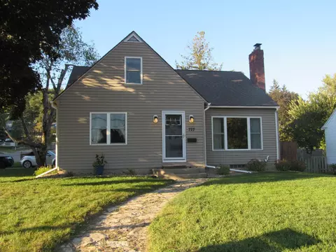 727 14th St NW, Rochester, MN 55901
