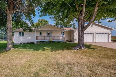 1315 Adams Ave, Fairmont, MN 56031