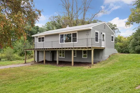 8757 75th St N, Stillwater, MN 55082