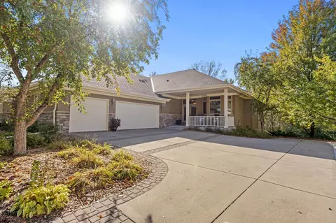 3363 Glynwater Trl NW, Prior Lake, MN 55372