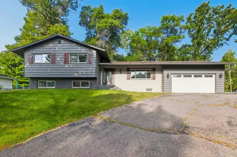 2010 Graydon Ave, Brainerd, MN 56401