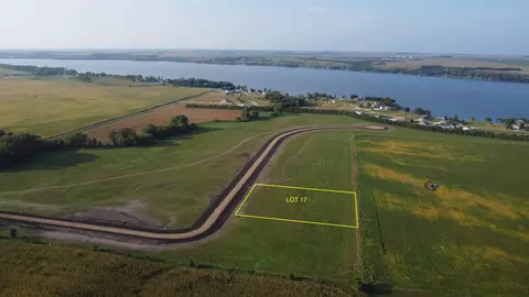 lot17 Oak Creek Cir, Big Stone City, SD 57216