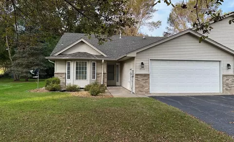 1115 Fairway Dr, Princeton, MN 55371