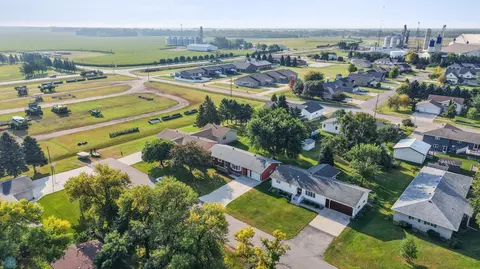 View/Area - 160 Walnut St, Kindred, ND 58051 photo 1 of 1