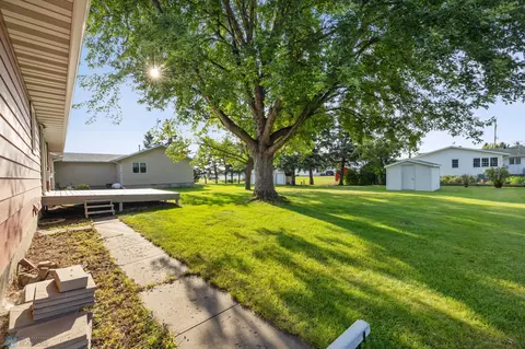 Exterior - 160 Walnut St, Kindred, ND 58051 photo 2 of 4