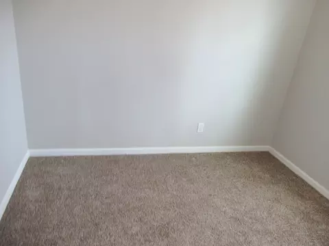 Bedroom - 8331 3rd Ave S, Bloomington, MN 55420 photo 1 of 2