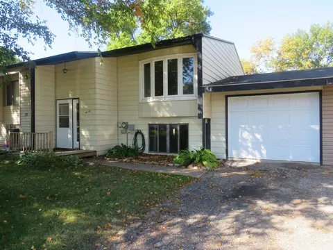410 S 19th St, Benson, MN 56215