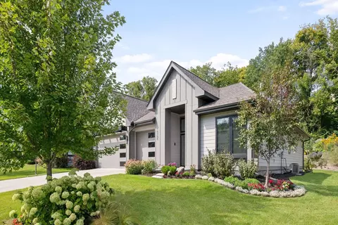 16798 Stirrup Ln, Eden Prairie, MN 55347