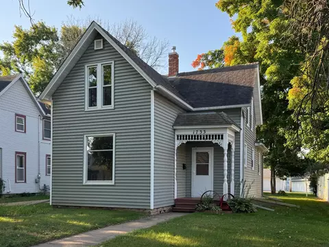 1733 W 6th St, Red Wing, MN 55066