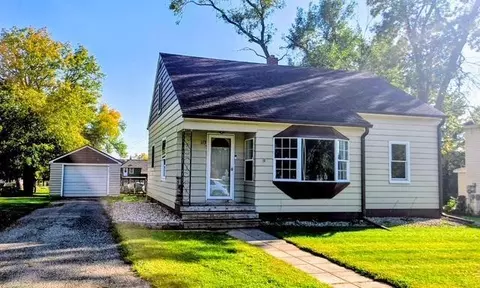 113 Iowa Ave, Hoffman, MN 56339