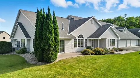 2640 8th St NE, Waseca, MN 56093