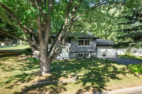 4281 Svensk Ln N, Eagan, MN 55123