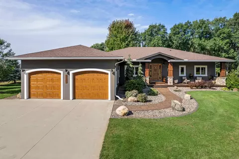 20505 Donnelly Ave, Farmington, MN 55024