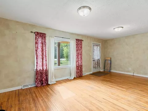 Living - 9750 Wise Rd, Brainerd, MN 56401 photo 2 of 3