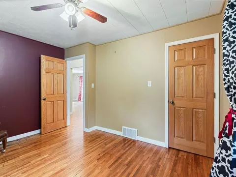 Bedroom - 9750 Wise Rd, Brainerd, MN 56401 photo 3 of 4