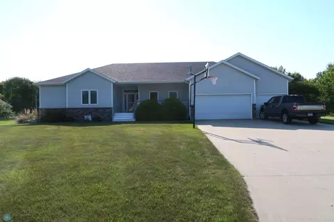 1101 Southcreek Ave, Glyndon, MN 56547
