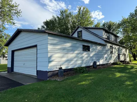 20729 462nd Ave, Morris, MN 56267