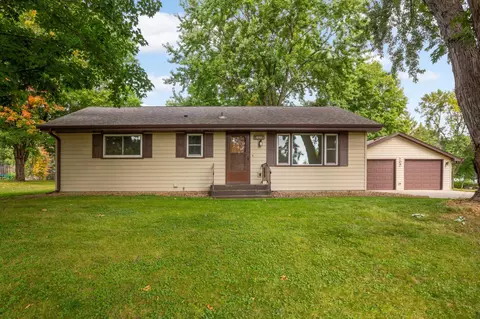 709 9th St NW, Buffalo, MN 55313