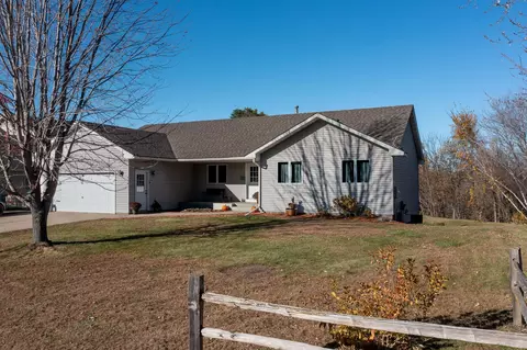 714 E Beaver St, Belle Plaine, MN 56011