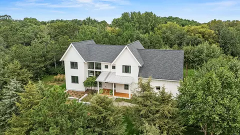 394 Deer Valley Dr, Hudson, WI 54016