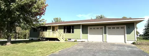 118 Galigers Ln, Dassel, MN 55325