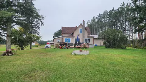 2449 Kelly Paulson Rd, Carlton, MN 55718