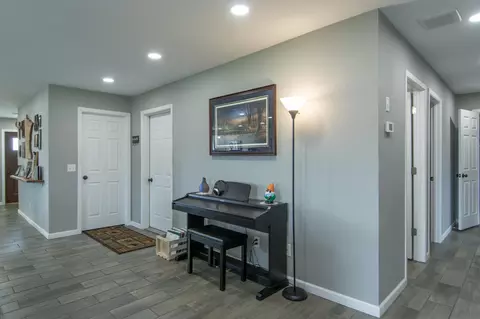 Entry Way - 10620 Kinder, Brainerd, MN 56401 photo 1 of 1