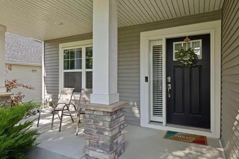 Exterior - 19316 Bridle Path, Corcoran, MN 55340 photo 5 of 10