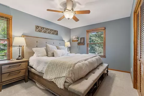 Bedroom - 9917 Brookside Cir, Bloomington, MN 55431 photo 1 of 6