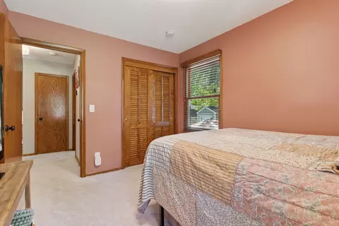 Bedroom - 9917 Brookside Cir, Bloomington, MN 55431 photo 6 of 6